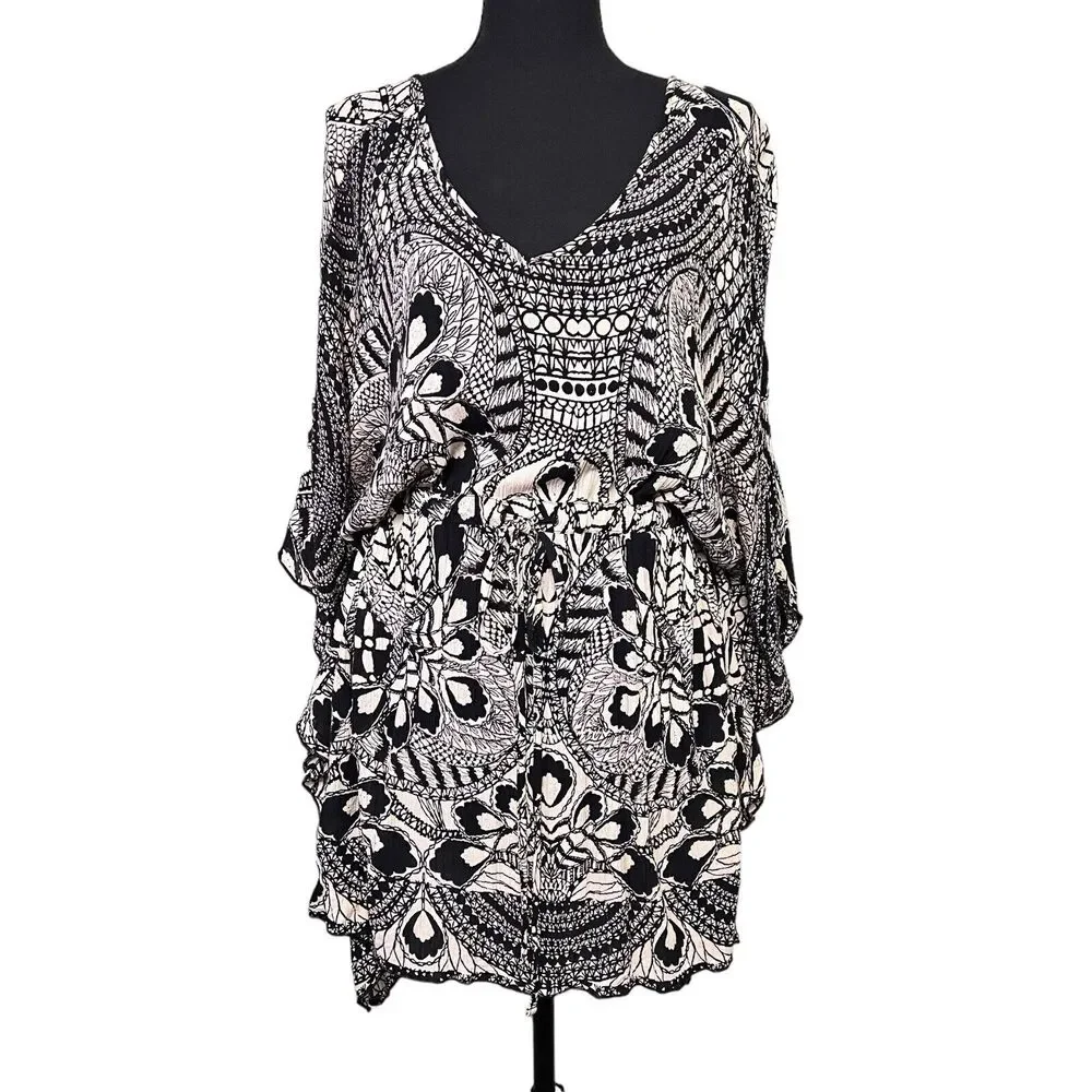 Angie Size M Black/Ivory Beach Cover Up Tie Draw Waist V-neck Poncho Style
